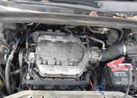 2008 Honda Odyssey Touring z USA, uszkodzony, nr VIN 5FNRL38978B004224